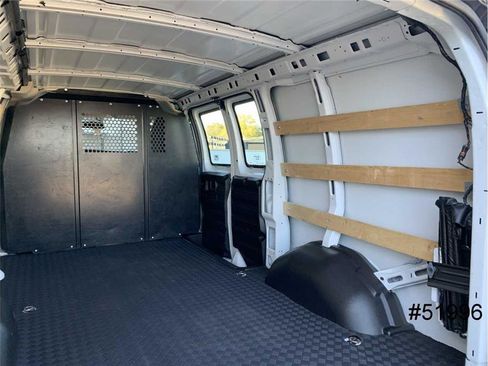 Used 2023 GMC Savana 2500 w/ Driver Convenience Package image 11