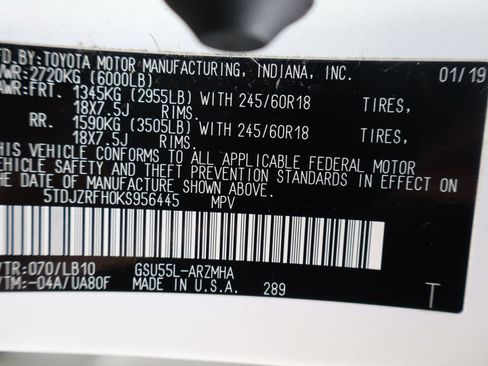 Used 2019 Toyota Highlander XLE AWD/4WD image 50