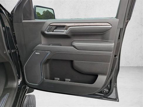Used 2023 Chevrolet Silverado 1500 LTZ w/ LTZ Premium Package AWD/4WD image 22