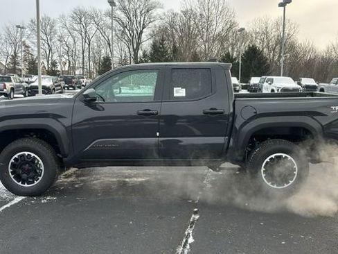 New 2026 Toyota Tacoma TRD Off-Road image 4
