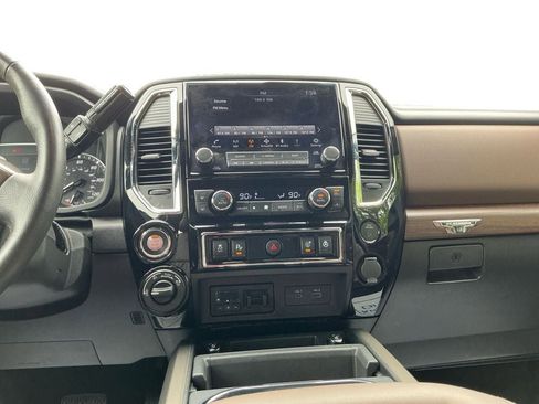 Used 2024 Nissan Titan Platinum Reserve w/ Moonroof Package AWD/4WD image 11