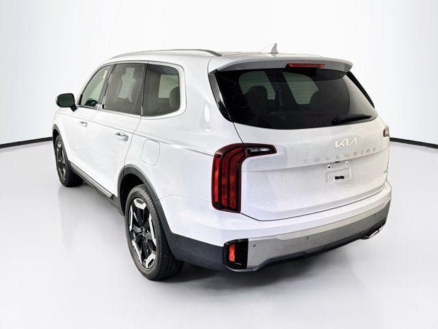 Certified 2023 Kia Telluride S w/ S Sunroof Package AWD/4WD image 7