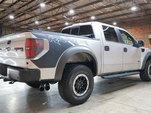 Used 2013 Ford F150 Raptor w/ SVT Exterior Graphics Pkg AWD/4WD image 16