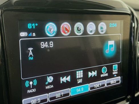 Used 2018 Chevrolet Traverse Premier w/ Redline Edition AWD/4WD image 16