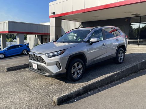 Certified 2024 Toyota RAV4 XLE w/ Convenience Package AWD/4WD image 5