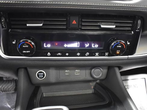 Certified 2021 Nissan Rogue SV w/ Premium Package AWD/4WD image 20
