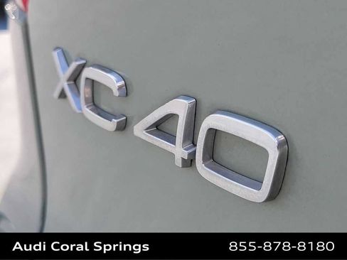 Used 2023 Volvo XC40 Recharge Plus AWD/4WD image 11