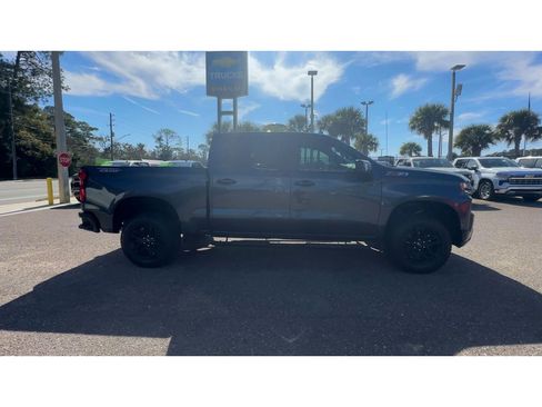 Used 2021 Chevrolet Silverado 1500 LT Trail Boss w/ Convenience Package II image 9