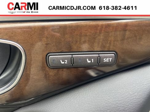 Used 2018 INFINITI Q50 Luxe w/ Sensory Package (Luxe) AWD/4WD image 14