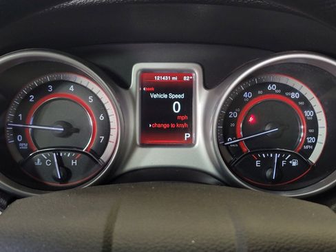 Used 2018 Dodge Journey SE w/ Blacktop Package FWD image 23