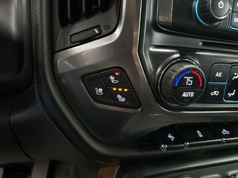 Used 2016 Chevrolet Silverado 2500 LTZ w/ Duramax Plus Package image 32