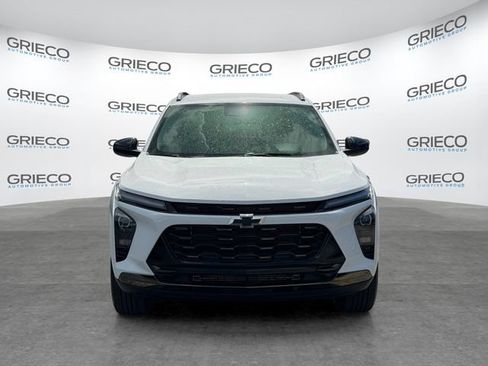 Used 2025 Chevrolet Trax ACTIV w/ Driver Confidence Package FWD image 2