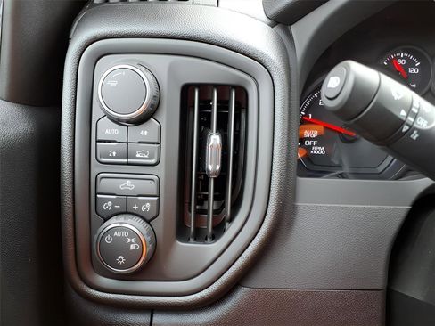 New 2026 Chevrolet Silverado 1500 Custom w/ LPO, Dark Essentials Package AWD/4WD image 17