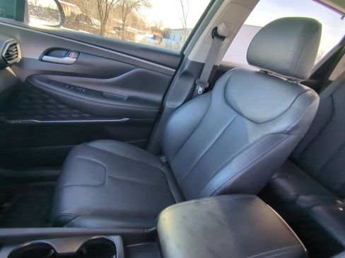 Used 2020 Hyundai Santa Fe Limited image 15