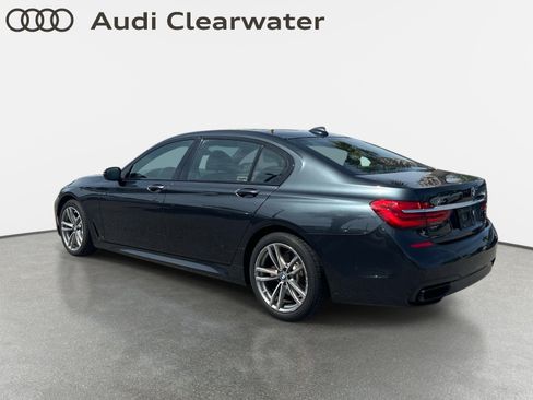 Used 2019 BMW 750i xDrive image 2