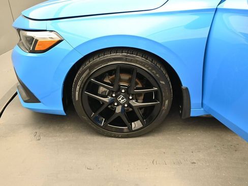 Used 2024 Honda Civic Sport image 12