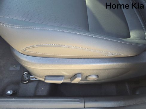 New 2026 Kia Seltos EX image 13