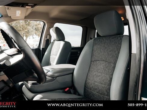Used 2018 RAM 2500 SLT AWD/4WD image 20