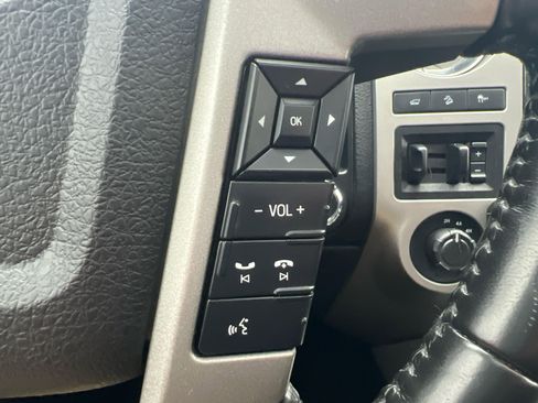 Used 2016 Ford Expedition EL Limited image 23