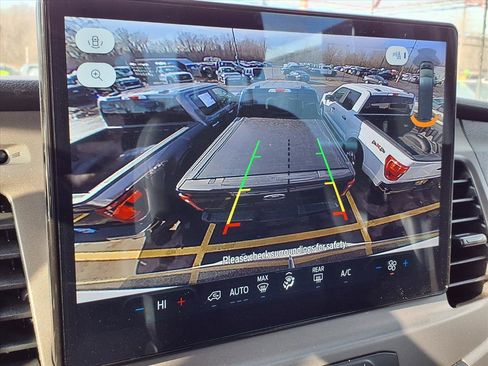 Used 2022 Ford Transit 350 XLT image 8