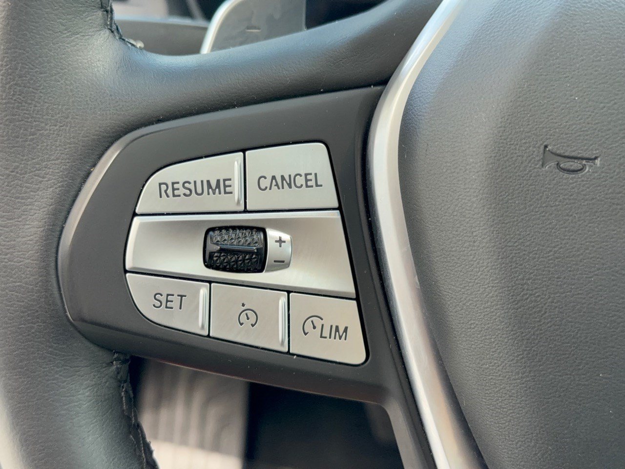 Used 2024 BMW X3 sDrive30i w/ Premium Package RWD image 18