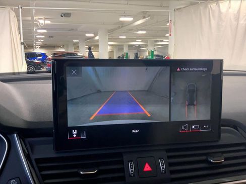 Used 2022 Audi Q5 e Premium Plus image 26