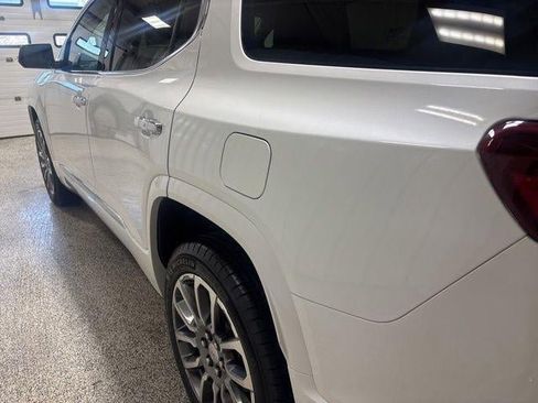 Used 2021 GMC Acadia Denali w/ Denali Technology Package image 11