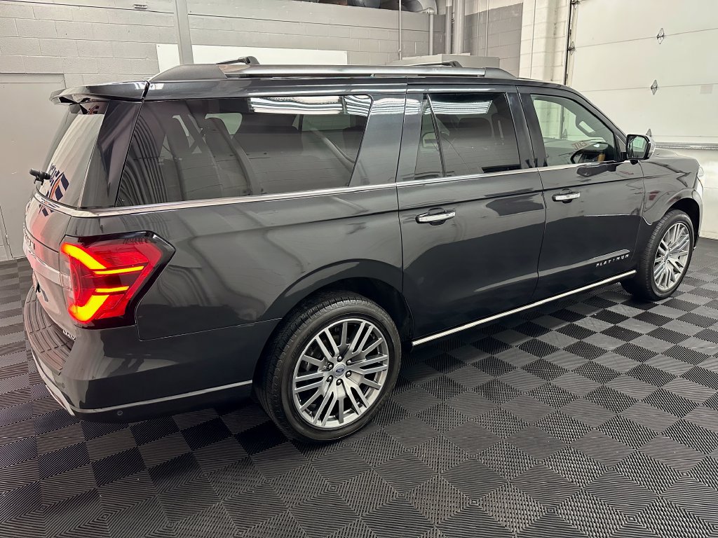 Used 2024 Ford Expedition Max Platinum AWD/4WD image 10