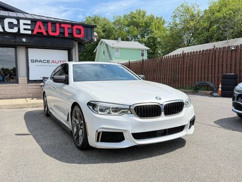 Used 2018 BMW M550i xDrive AWD/4WD image 4