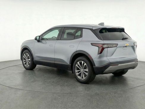 Used 2025 Chevrolet Equinox LT image 6