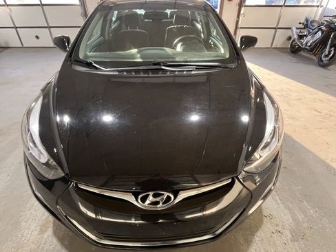 Used 2015 Hyundai Elantra SE w/ Option Group 02 image 3