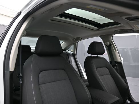 Certified 2024 Honda Civic EX image 29