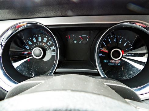 Used 2014 Ford Mustang Premium RWD image 13