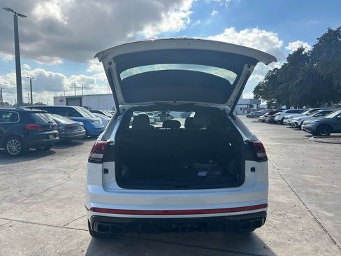 New 2026 Volkswagen Atlas Cross Sport SEL R-Line image 40