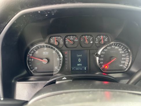 Used 2019 Chevrolet Silverado 2500 W/T w/ Snow Plow Prep Package image 11