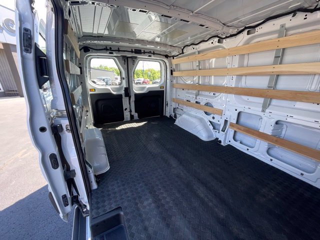 Used 2025 Ford Transit 250 Low Roof w/ Exterior Upgrade Package RWD image 15