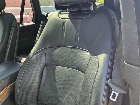 Used 2018 Land Rover Range Rover Supercharged image 48