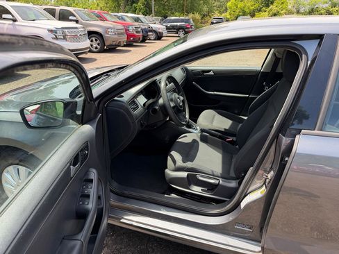 Used 2014 Volkswagen Jetta S FWD image 11
