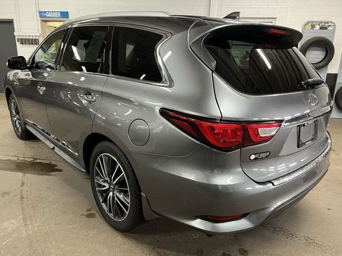 Used 2017 INFINITI QX60 Base w/ Premium Plus Package image 3