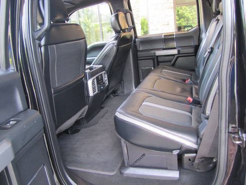 Used 2019 Ford F250 Platinum w/ Platinum Ultimate Package AWD/4WD image 18