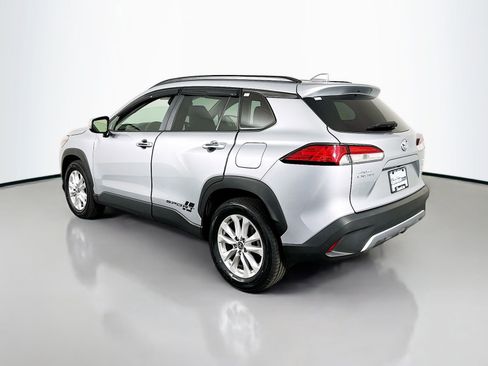 Certified 2024 Toyota Corolla Cross LE w/ Moonroof Package AWD/4WD image 5