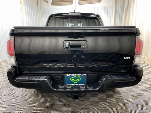 Used 2023 Toyota Tacoma TRD Sport AWD/4WD image 15