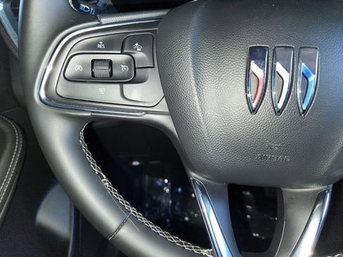 Used 2025 Buick Encore GX Preferred image 23