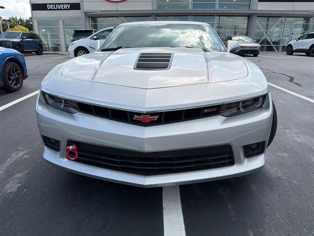 Used 2015 Chevrolet Camaro SS w/ RS Package RWD image 2