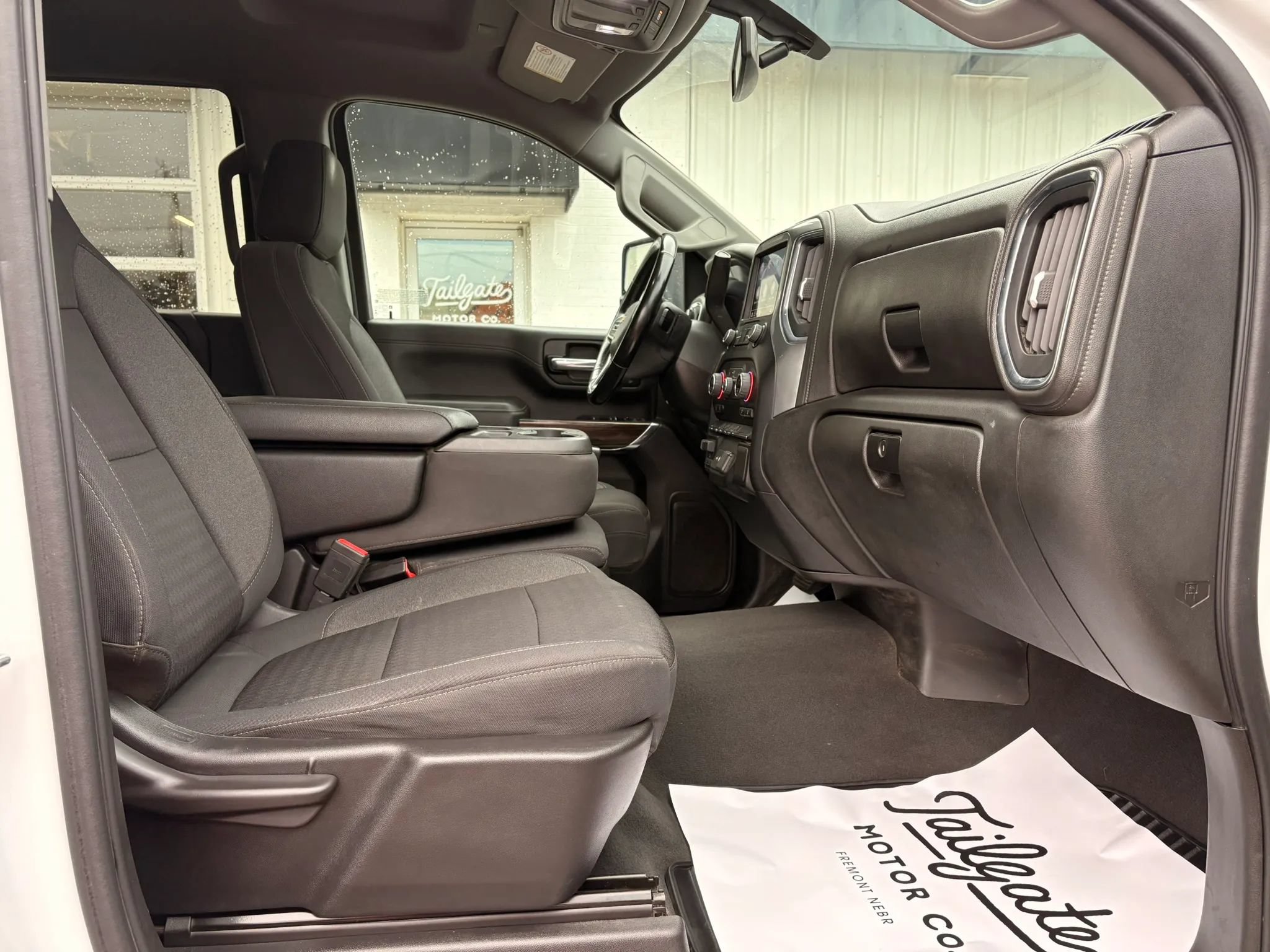 Used 2023 Chevrolet Silverado 2500 LT w/ Convenience Package AWD/4WD image 12