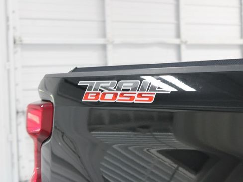 Used 2024 Chevrolet Silverado 1500 Custom Trail Boss AWD/4WD image 14