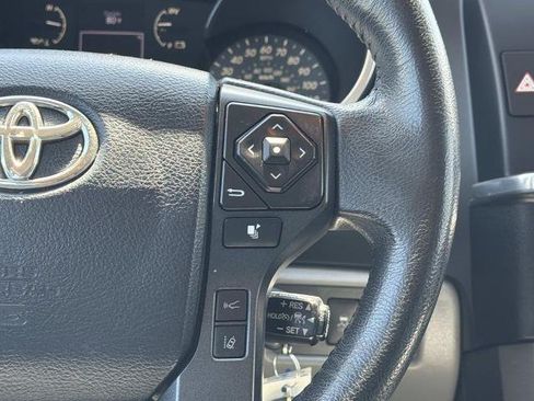 Used 2019 Toyota Sequoia SR5 AWD/4WD image 13
