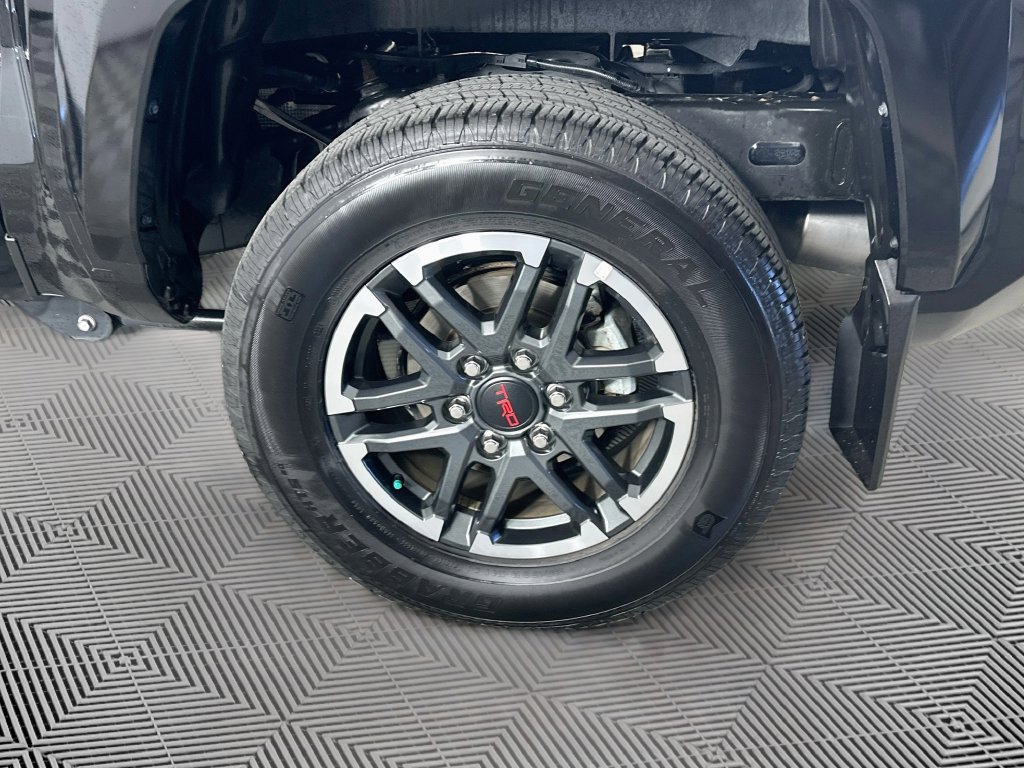 Used 2024 Toyota Tacoma TRD Sport w/ TRD Sport Upgrade Package AWD/4WD image 39