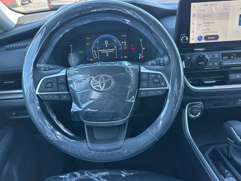 New 2026 Toyota Grand Highlander XLE image 12