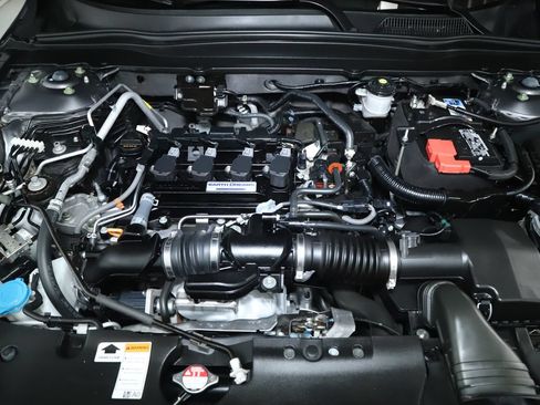 Used 2020 Honda Accord EX image 36